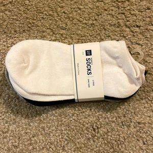 GAP now show socks